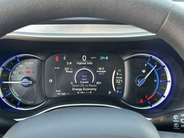 used 2018 Chrysler Pacifica Hybrid car, priced at $15,798