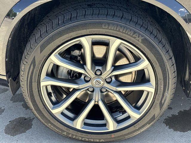 used 2018 Volvo XC90 car, priced at $17,499