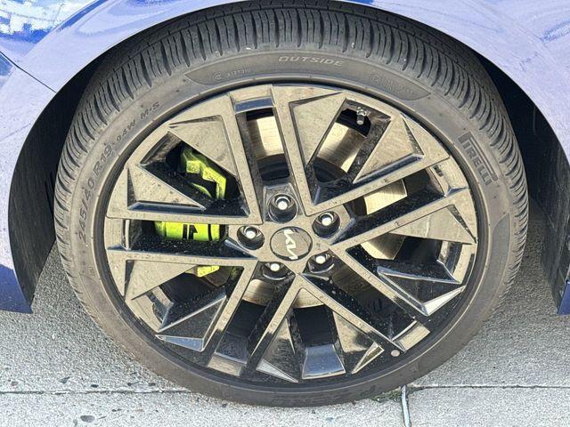 used 2025 Kia K5 car, priced at $32,499