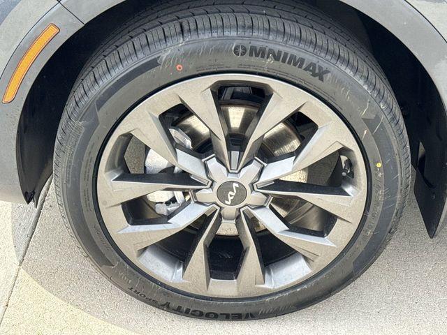 used 2023 Kia Sorento car, priced at $31,199
