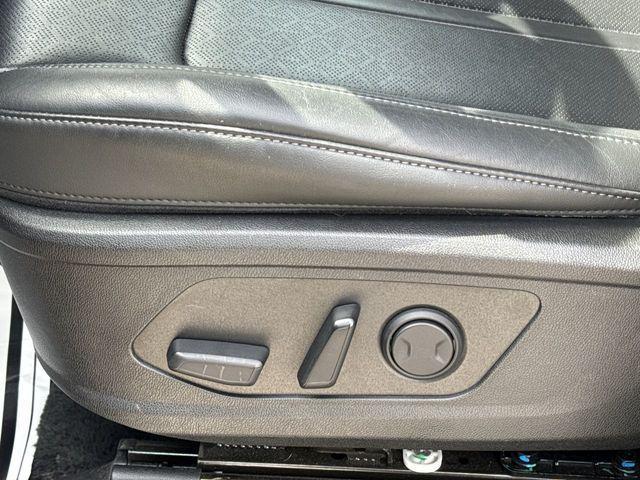 used 2023 Kia Sorento car, priced at $31,199