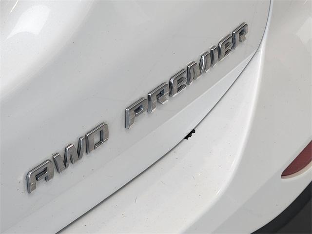 used 2022 Chevrolet Equinox car, priced at $23,476