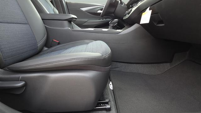 new 2026 Buick Envista car, priced at $26,035