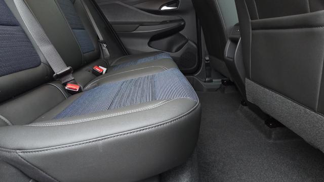 new 2026 Buick Envista car, priced at $28,040