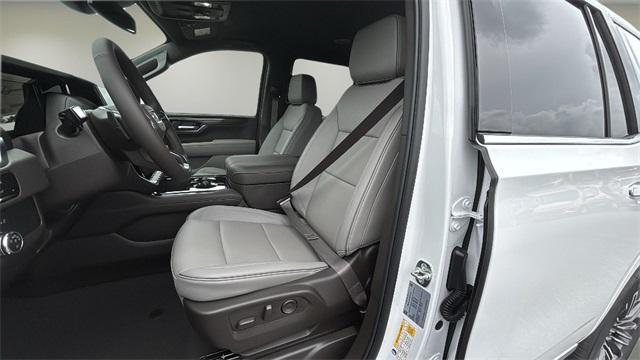 used 2025 GMC Yukon car, priced at $72,995