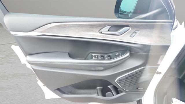 used 2021 Jeep Grand Cherokee L car, priced at $28,181