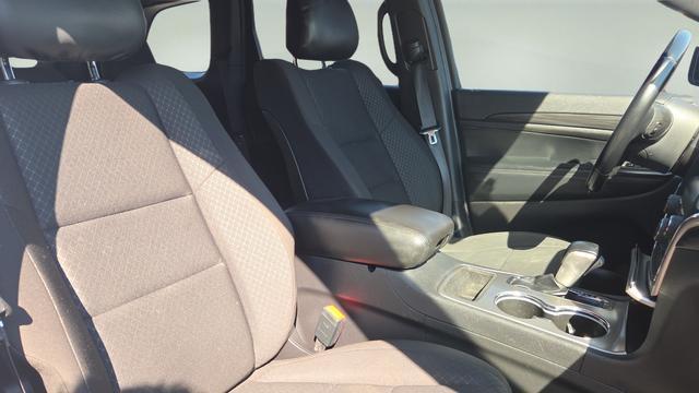 used 2021 Jeep Grand Cherokee car, priced at $21,495