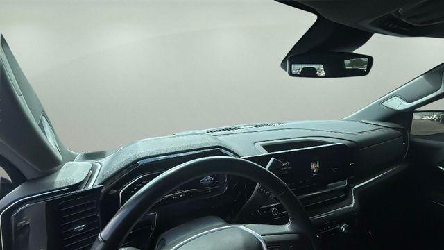 used 2022 GMC Sierra 1500 car, priced at $43,394