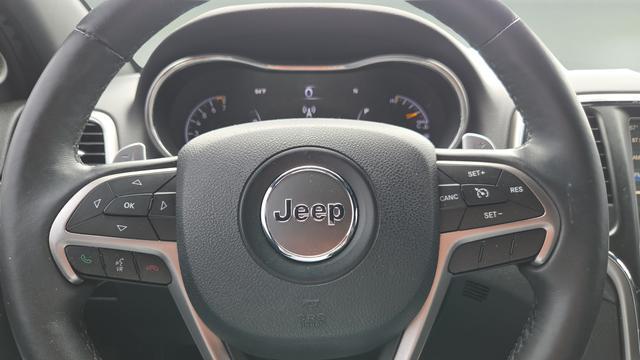 used 2017 Jeep Grand Cherokee car, priced at $13,495