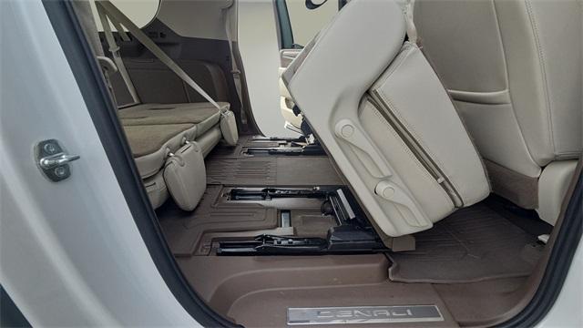 used 2024 GMC Yukon XL car, priced at $62,995