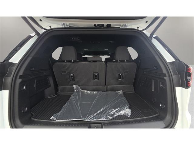 new 2026 GMC Acadia car, priced at $49,632