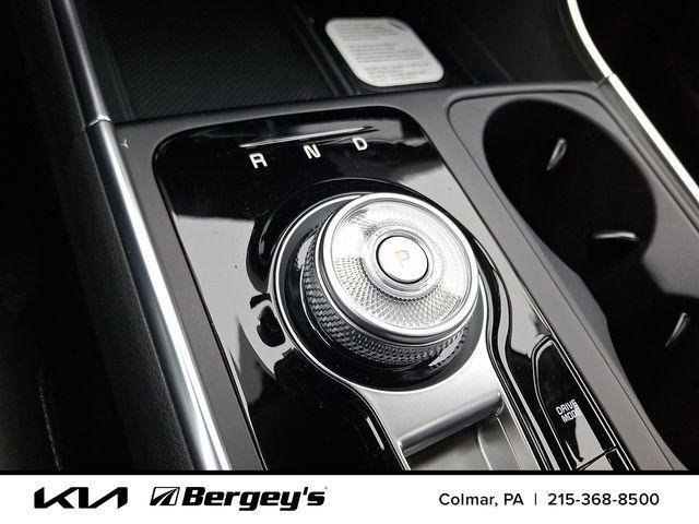 new 2026 Kia Carnival Hybrid car, priced at $50,397