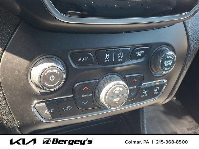 used 2019 Jeep Cherokee car, priced at $14,990