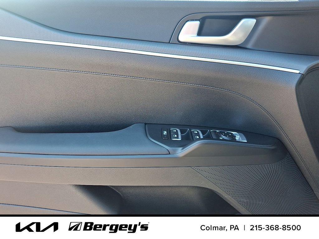 new 2026 Kia K5 car, priced at $29,051
