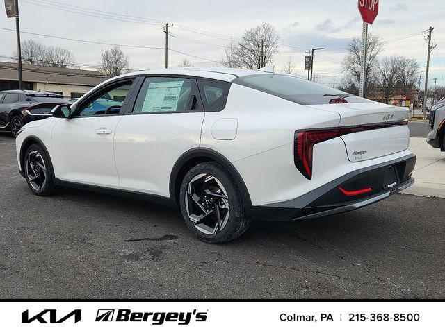 new 2025 Kia K4 car, priced at $25,404