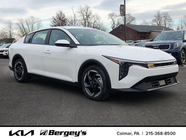 new 2025 Kia K4 car, priced at $25,404