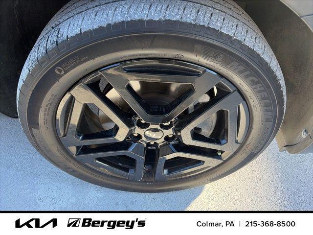 used 2023 Kia Telluride car, priced at $33,998