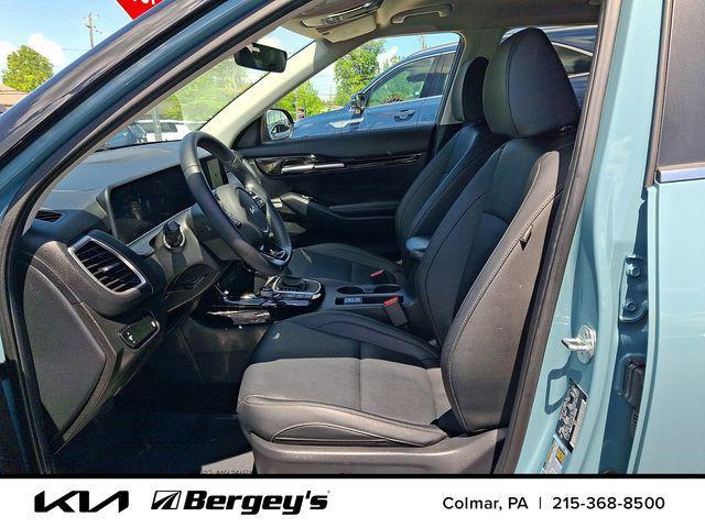 used 2024 Kia Seltos car, priced at $25,980