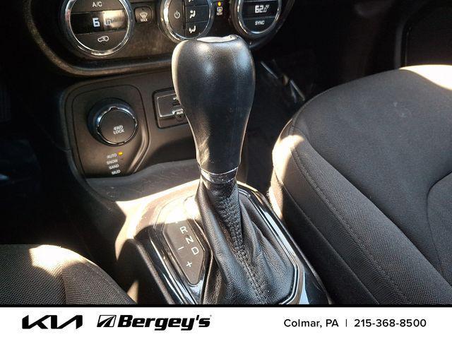 used 2016 Jeep Renegade car, priced at $9,490