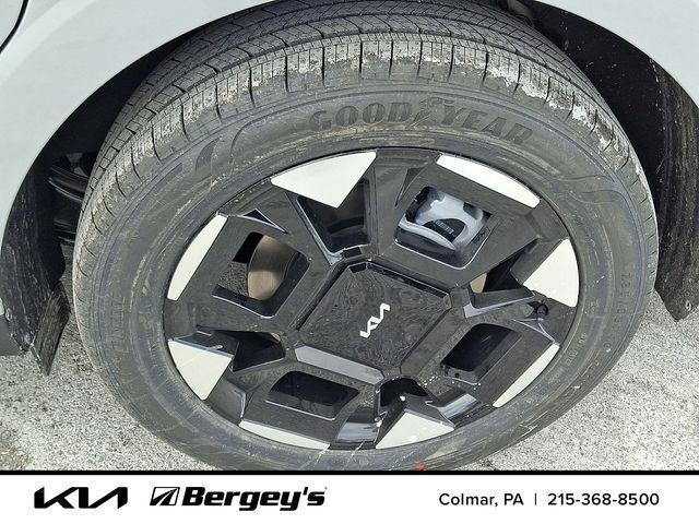 new 2026 Kia Carnival car, priced at $42,685