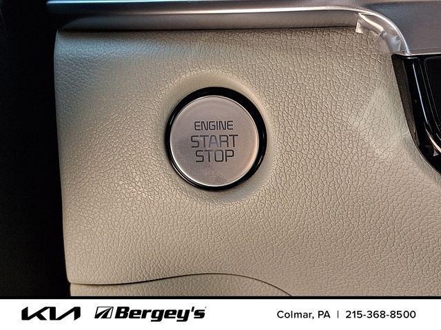 new 2026 Kia Sorento Hybrid car, priced at $43,663