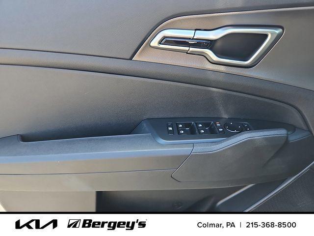 new 2026 Kia Sportage car, priced at $30,822