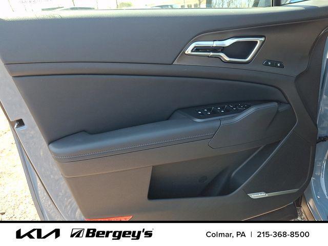 new 2026 Kia Sportage Hybrid car, priced at $40,910