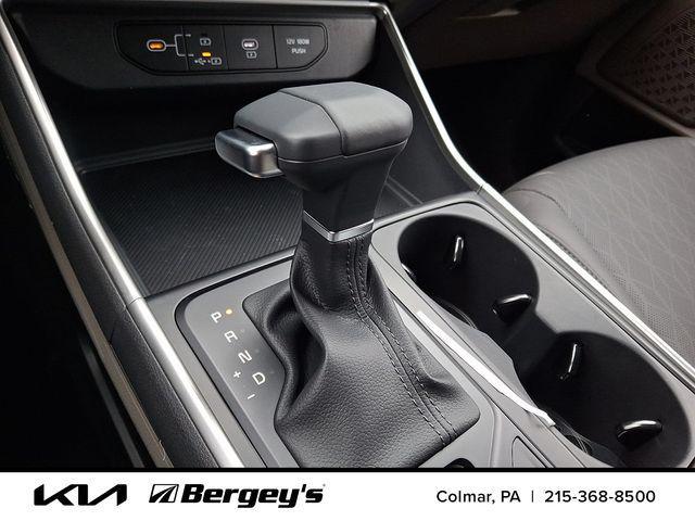 new 2026 Kia Carnival car, priced at $41,325