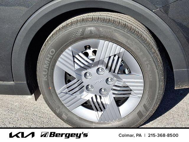 new 2025 Kia K4 car, priced at $22,902