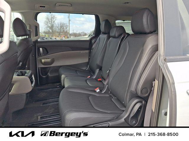 new 2026 Kia Carnival car, priced at $42,685