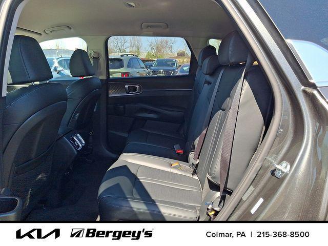 new 2026 Kia Sorento Hybrid car, priced at $41,430