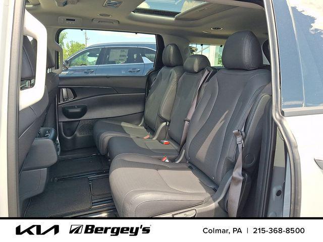 new 2026 Kia Carnival car, priced at $52,989