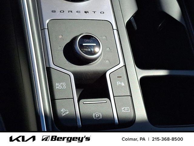 new 2026 Kia Sorento Hybrid car, priced at $43,663