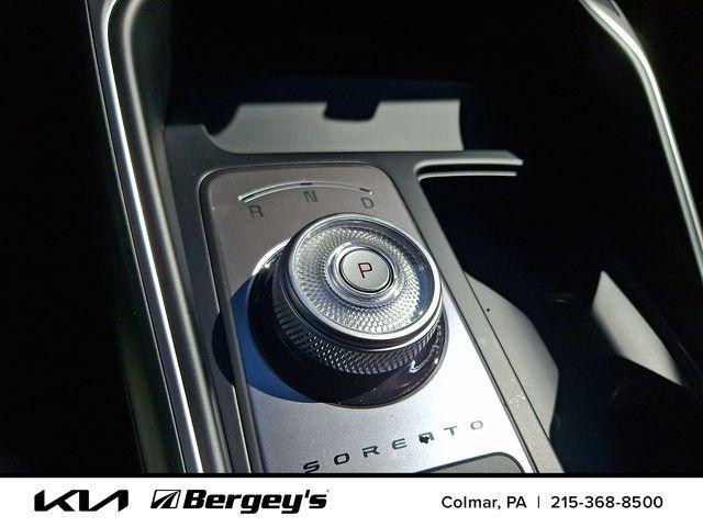 new 2026 Kia Sorento Hybrid car, priced at $43,663