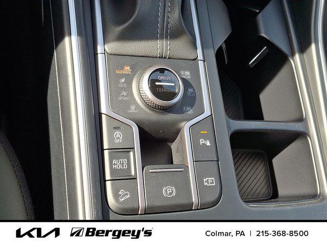 new 2026 Kia Sorento car, priced at $40,461