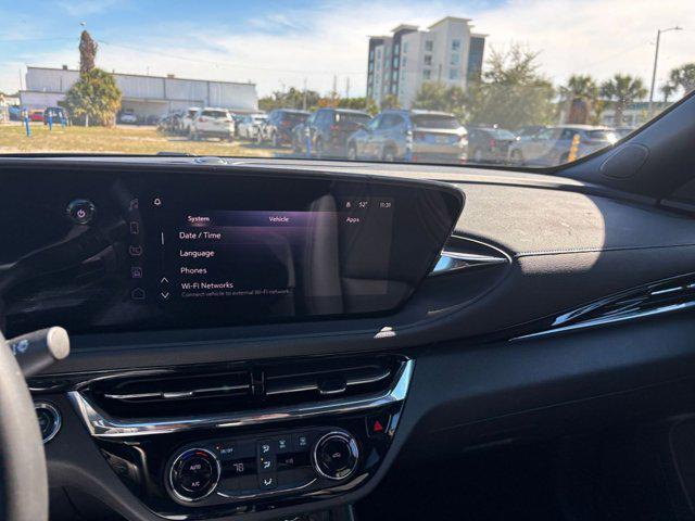 used 2025 Buick Envista car, priced at $22,206