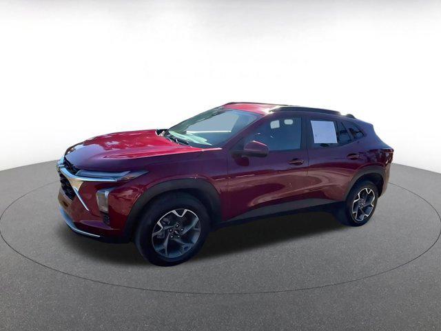 used 2025 Chevrolet Trax car, priced at $19,056
