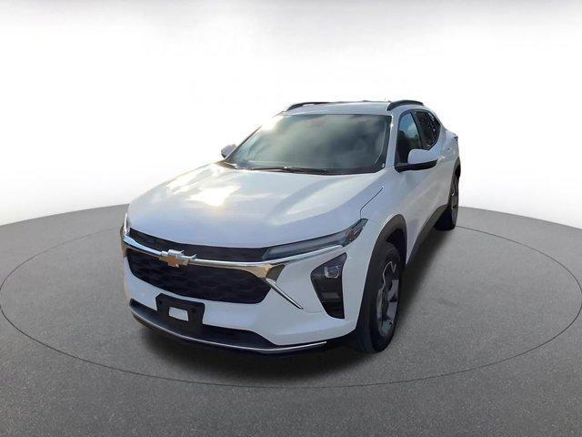 used 2025 Chevrolet Trax car, priced at $19,319