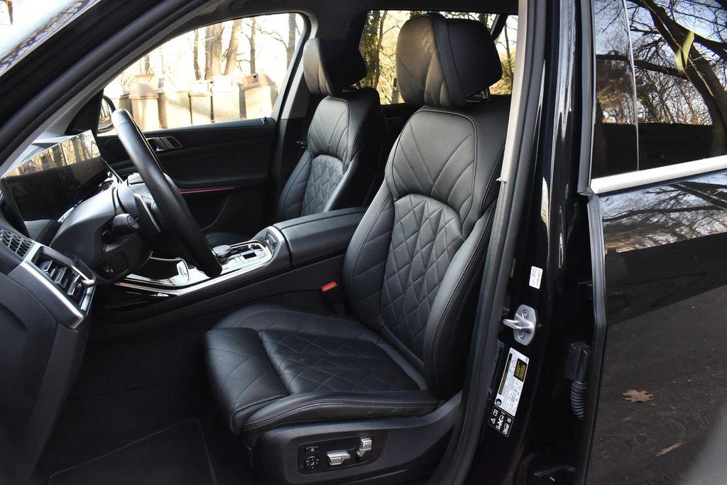 used 2025 BMW X7 car, priced at $47,995