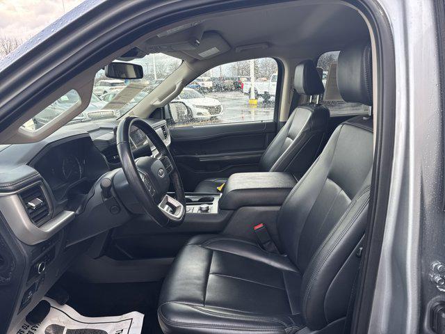 used 2024 Ford Expedition car, priced at $40,059