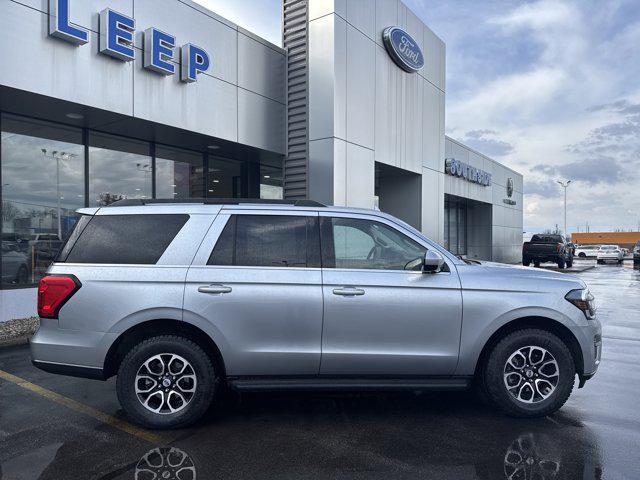 used 2024 Ford Expedition car, priced at $40,059