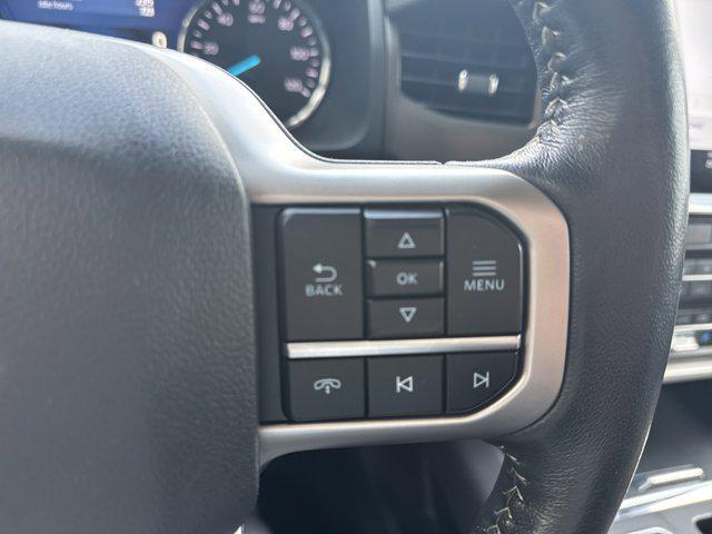 used 2024 Ford Expedition car, priced at $40,059