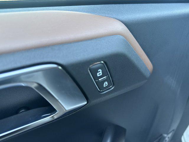 used 2024 Ford Bronco car, priced at $43,456