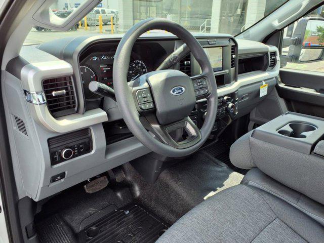 new 2025 Ford F-250 car, priced at $53,152