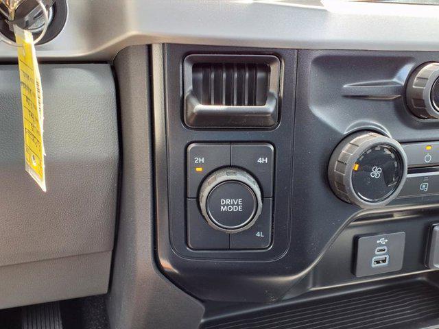 new 2025 Ford F-250 car, priced at $53,152