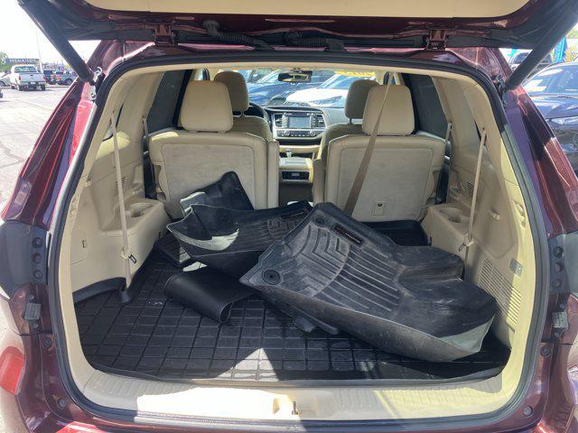 used 2015 Toyota Highlander car, priced at $17,527