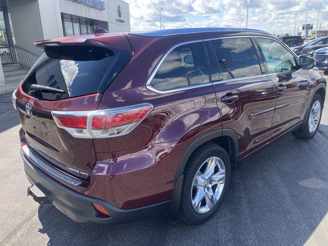 used 2015 Toyota Highlander car, priced at $17,527