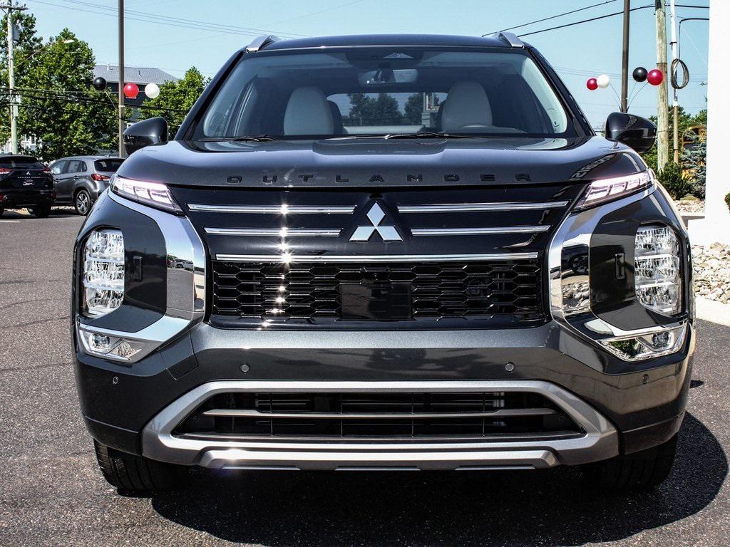 new 2025 Mitsubishi Outlander car, priced at $43,155
