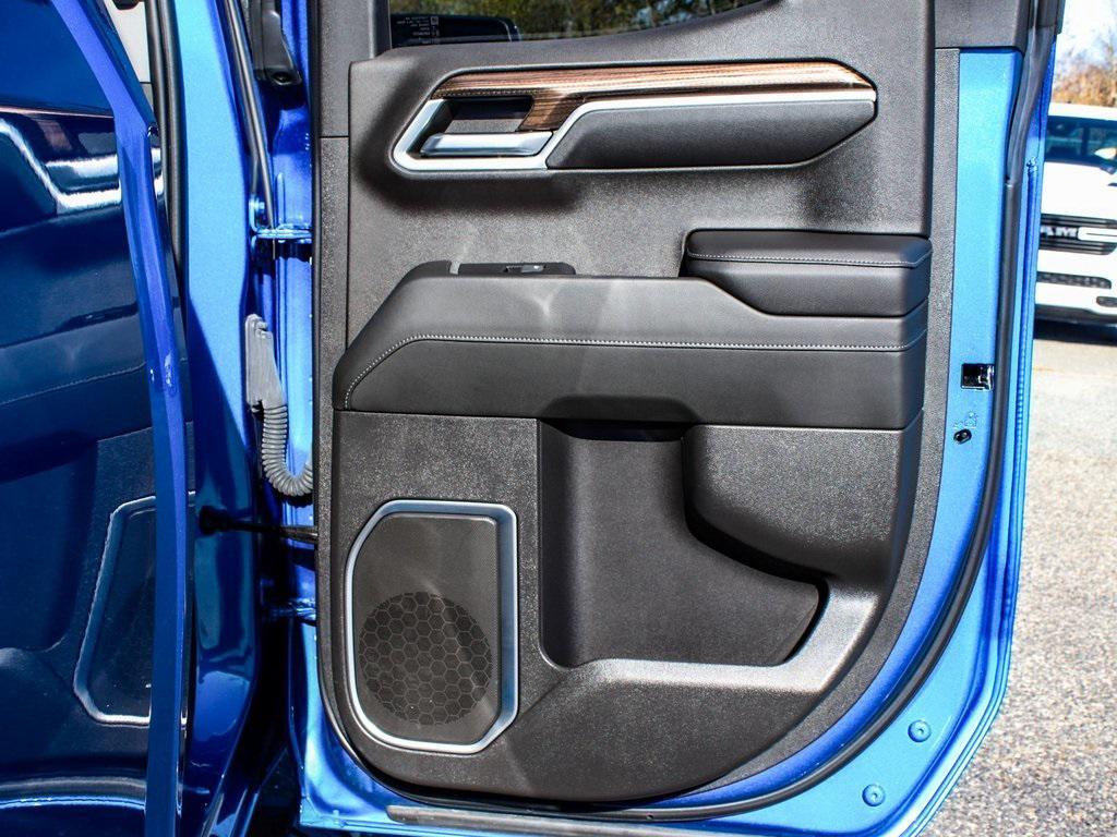 used 2022 Chevrolet Silverado 1500 car, priced at $32,990