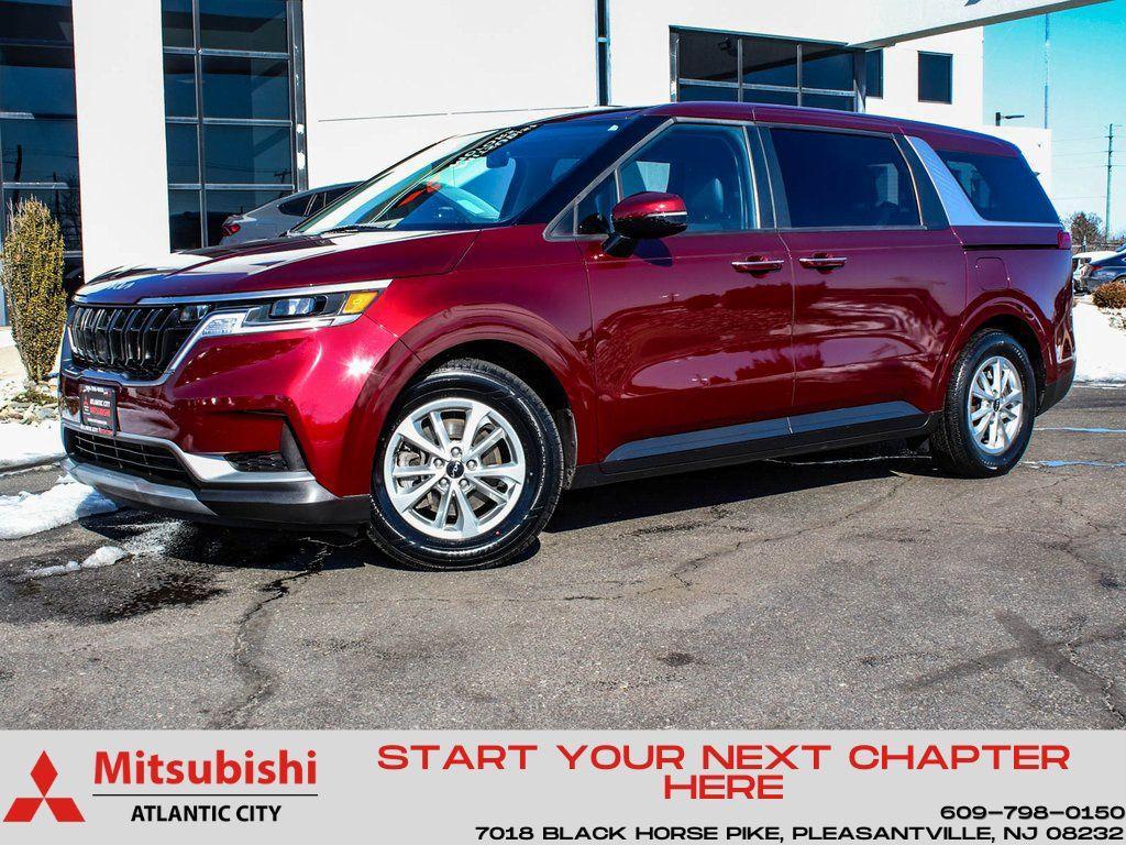 used 2023 Kia Carnival car, priced at $26,990